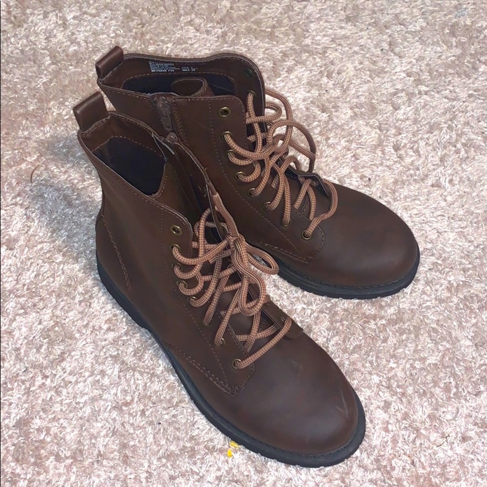 Women’s Boots